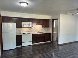 featured image of 3300 E Haythorne Ave
