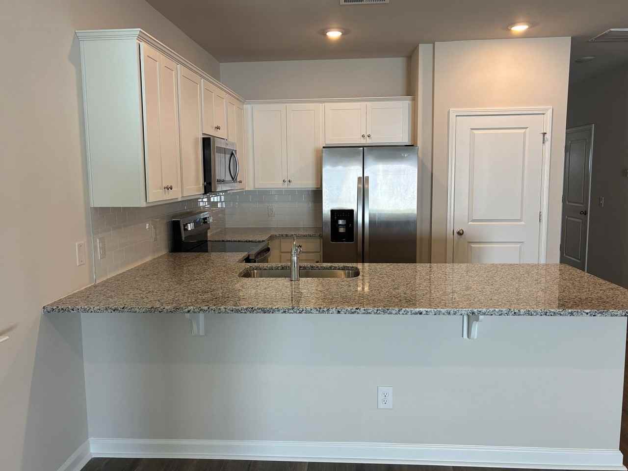 3019 Tasso Dr - Photo 3 of 34