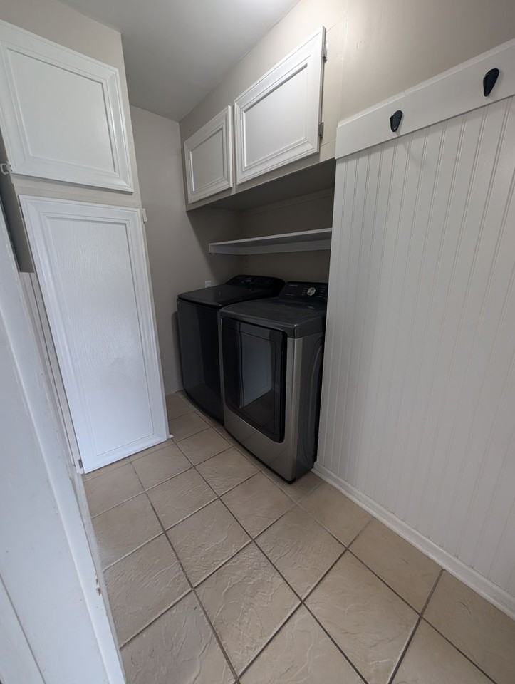 102 Lisa Dr - Photo 5 of 13