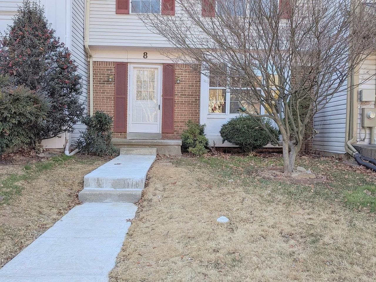 8 Lambeth Bridge Ct - Photo 2 of 23