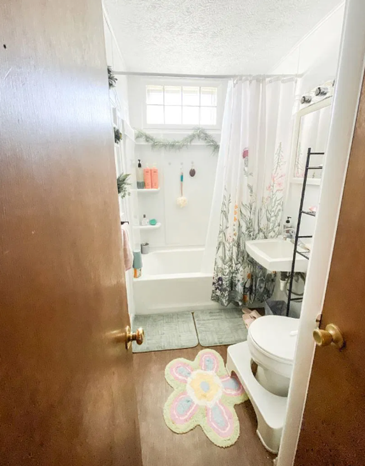 930 Rose St - Photo 5 of 6