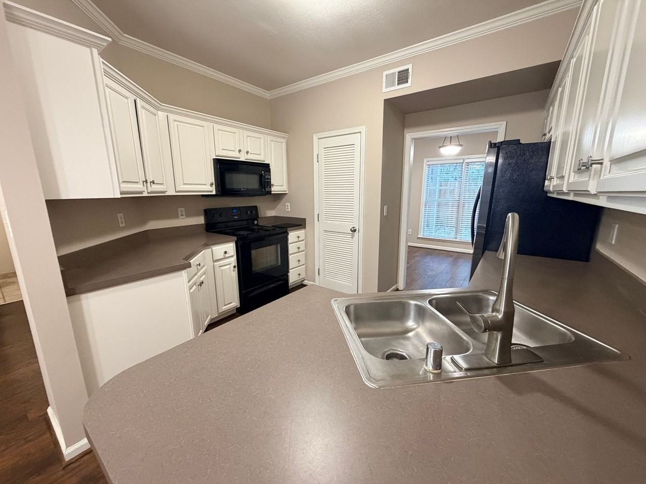 1412 River Walk Cir - Photo 5 of 27