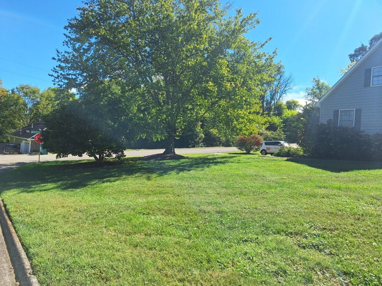 11401 Rock Springs Dr - Photo 4 of 50