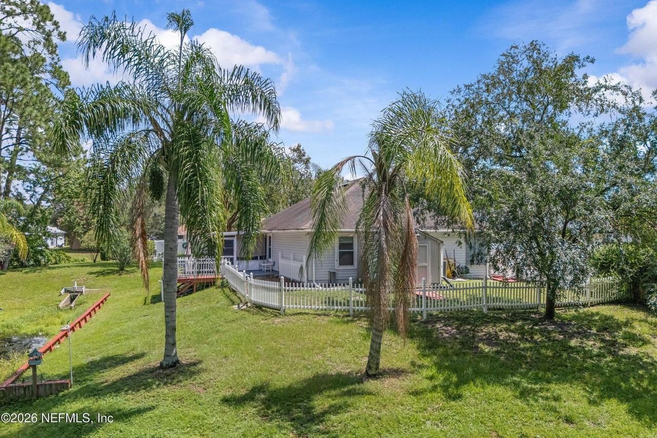 9109 Mountaintop Ct - Photo 3 of 29