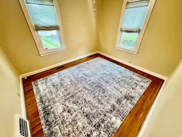 732 S Englewood Ave #1 - Photo 7 of 10
