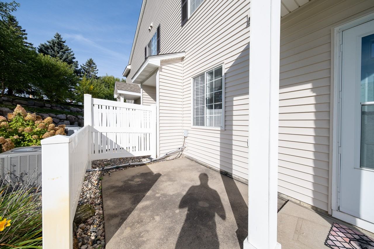 1828 Mockingbird Ave #1 - Photo 3 of 25