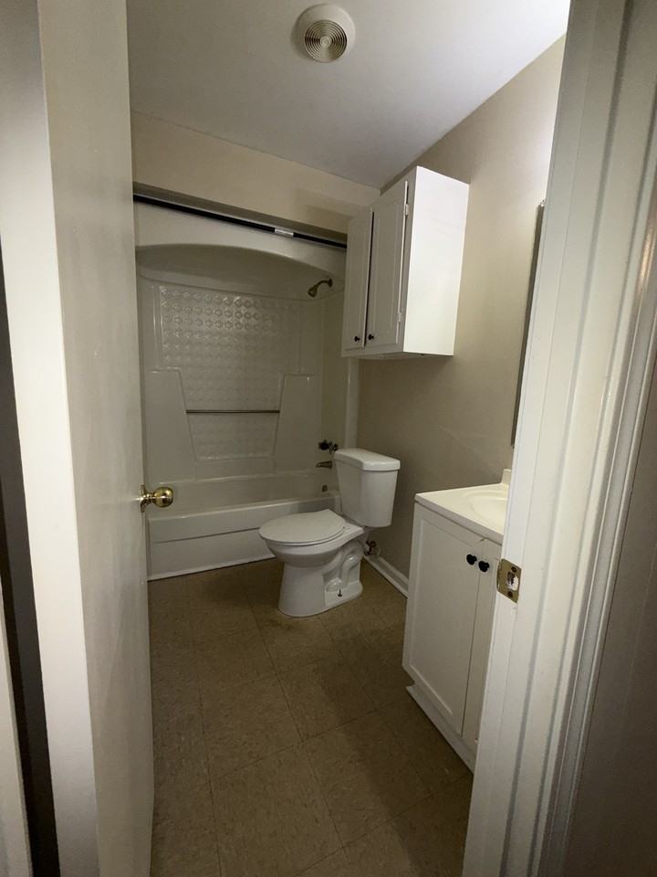 2366 Rome Road SWApartment 2 #02 - Photo 3 of 4