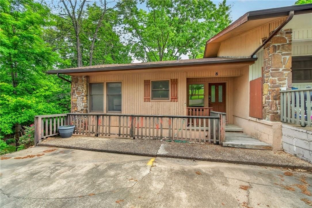 8 William Ln - Photo 2 of 30