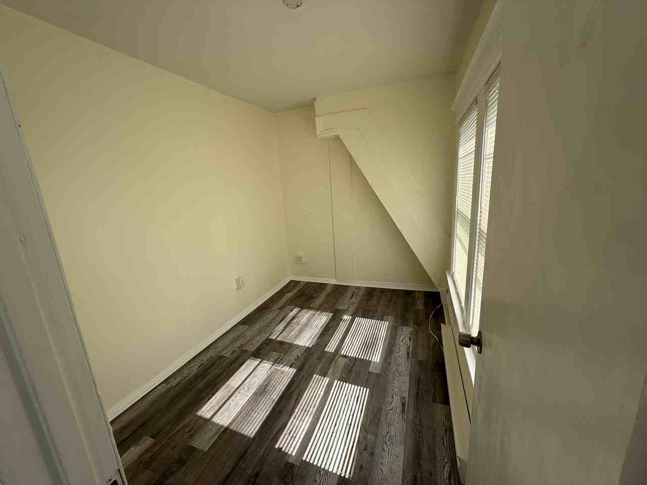355 Prospect Ave - 3 South #3SOUTH - Photo 3 of 8