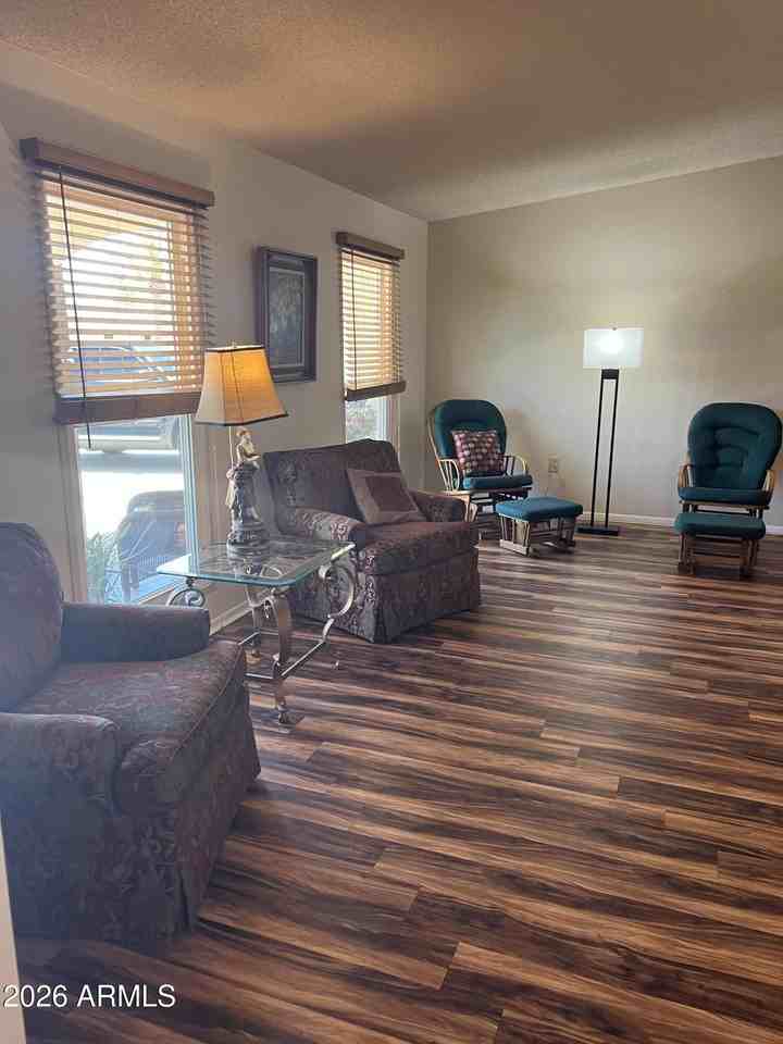 9221 W Briarwood Cir N - Photo 6 of 20