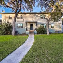 2215 Riverview Dr #D - Photo 1 of 1