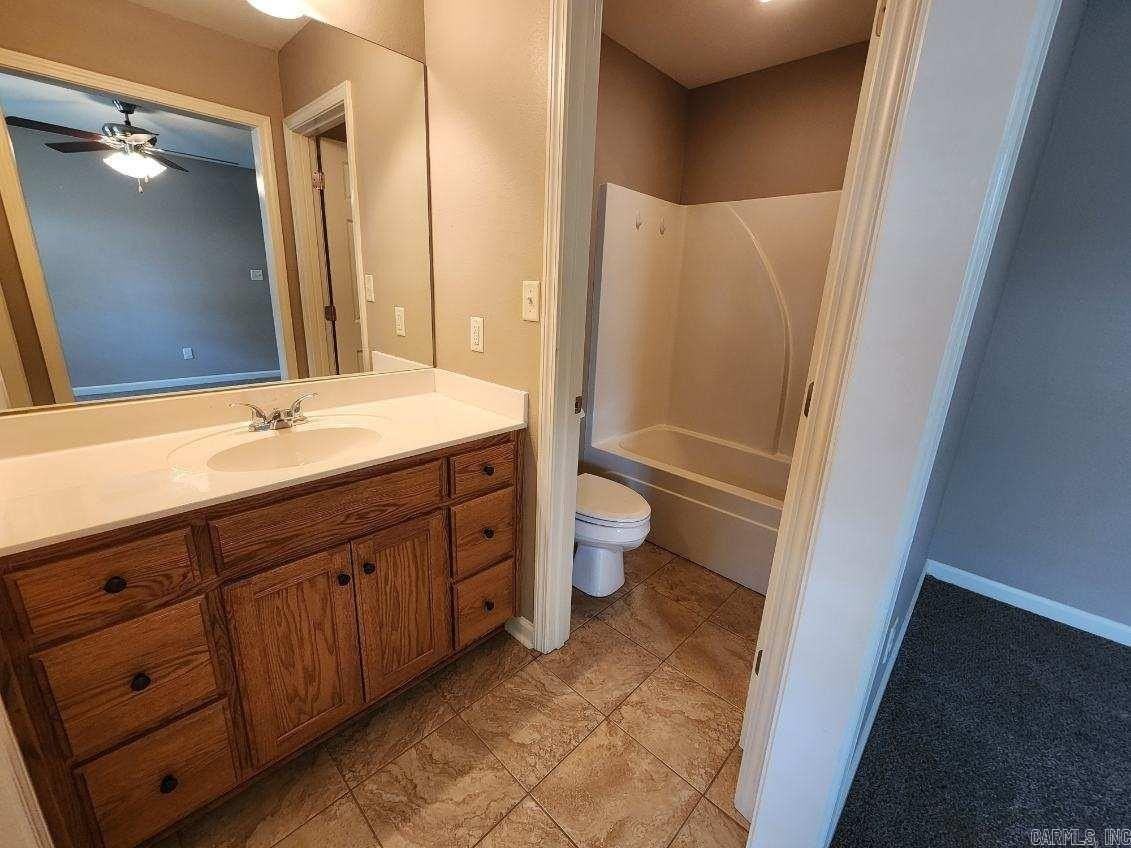 3501 Terrace Hill Ct - Photo 3 of 9