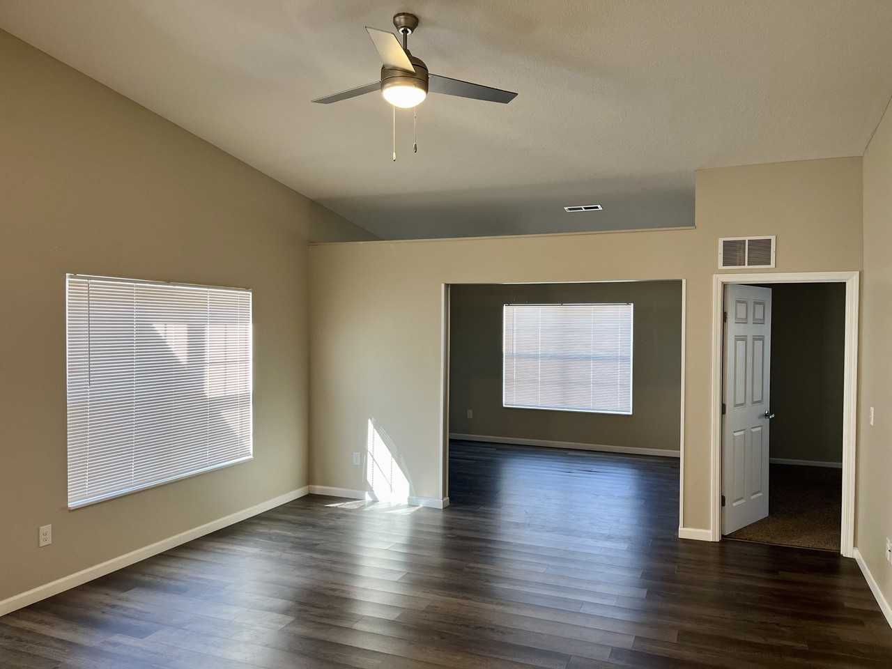 211 1st St #1 - Photo 4 of 15