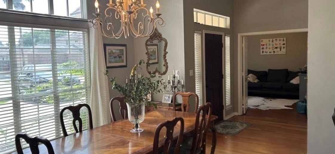 6302 Saint Tropez St - Photo 6 of 14