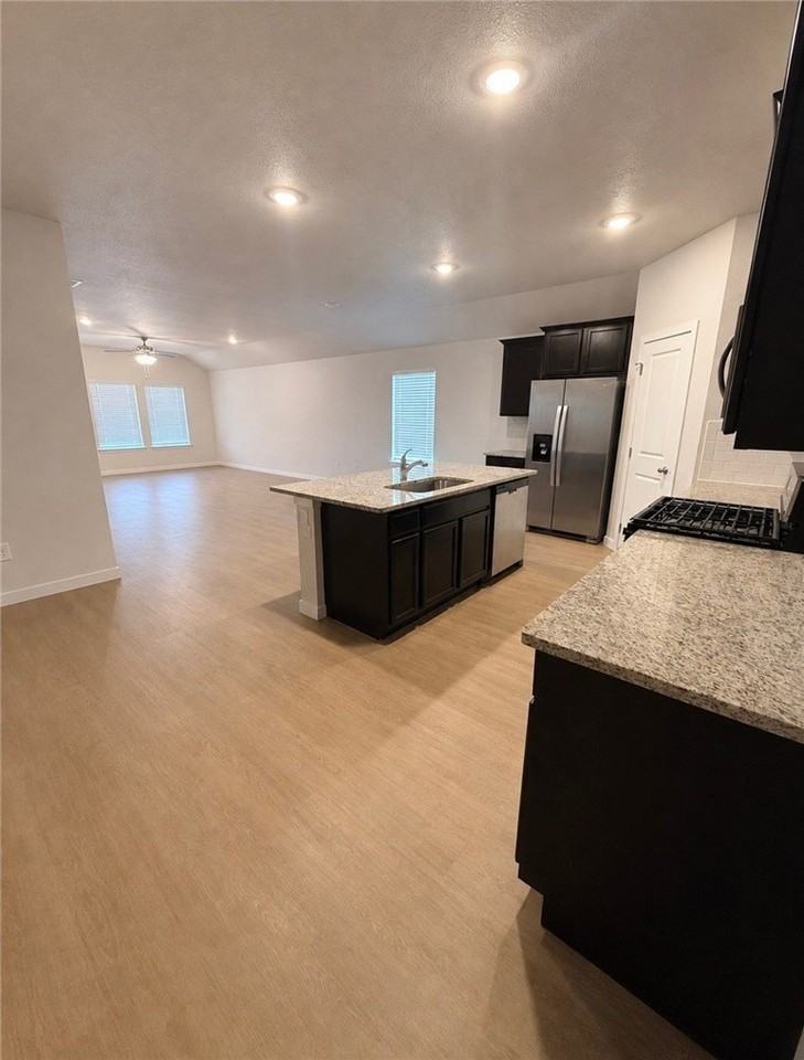 1937 Osbert Nelly Dr - Photo 2 of 9