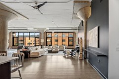 300 W Spring St #408 - Photo 1 of 1