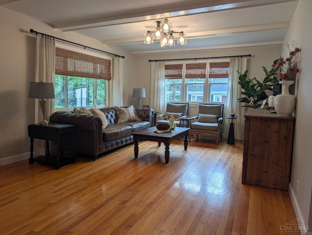 218 N East St - Photo 2 of 28