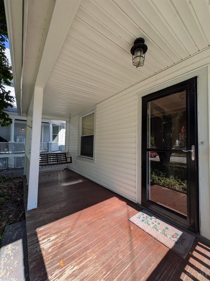 4114 Ballard Ave - Photo 2 of 33