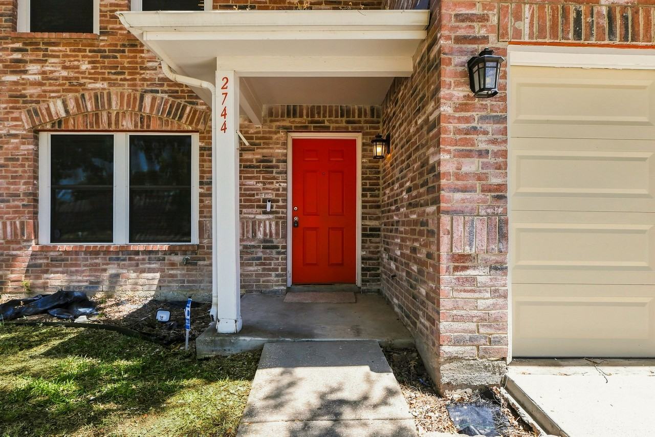 2744 Frontier Ln #1 - Photo 2 of 27