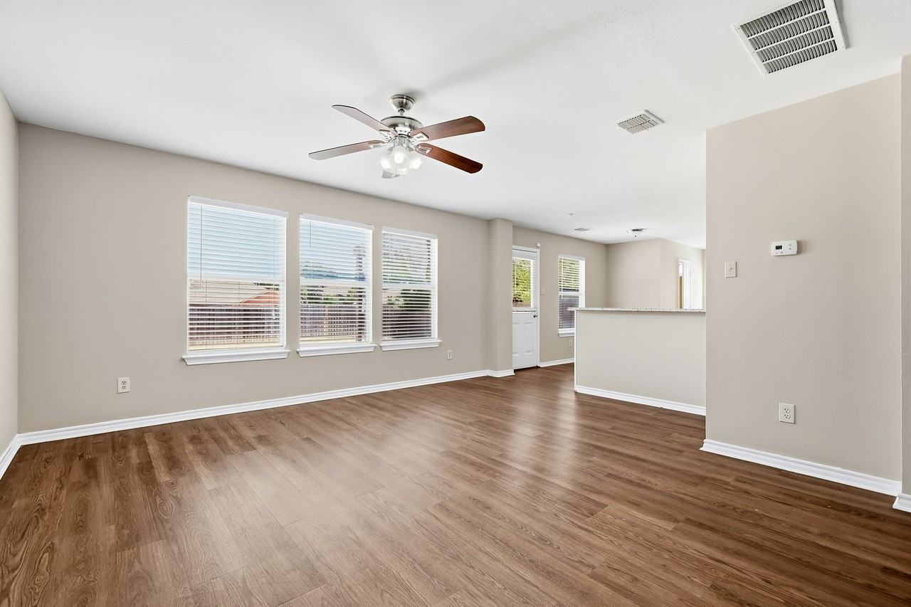 2744 Frontier Ln #1 - Photo 6 of 27