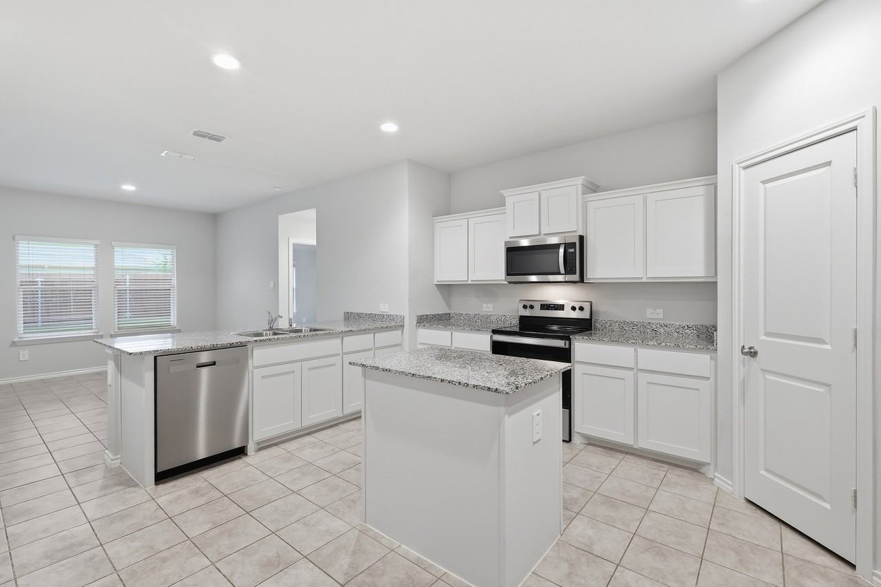401 Bent Oak Dr #1 - Photo 3 of 26