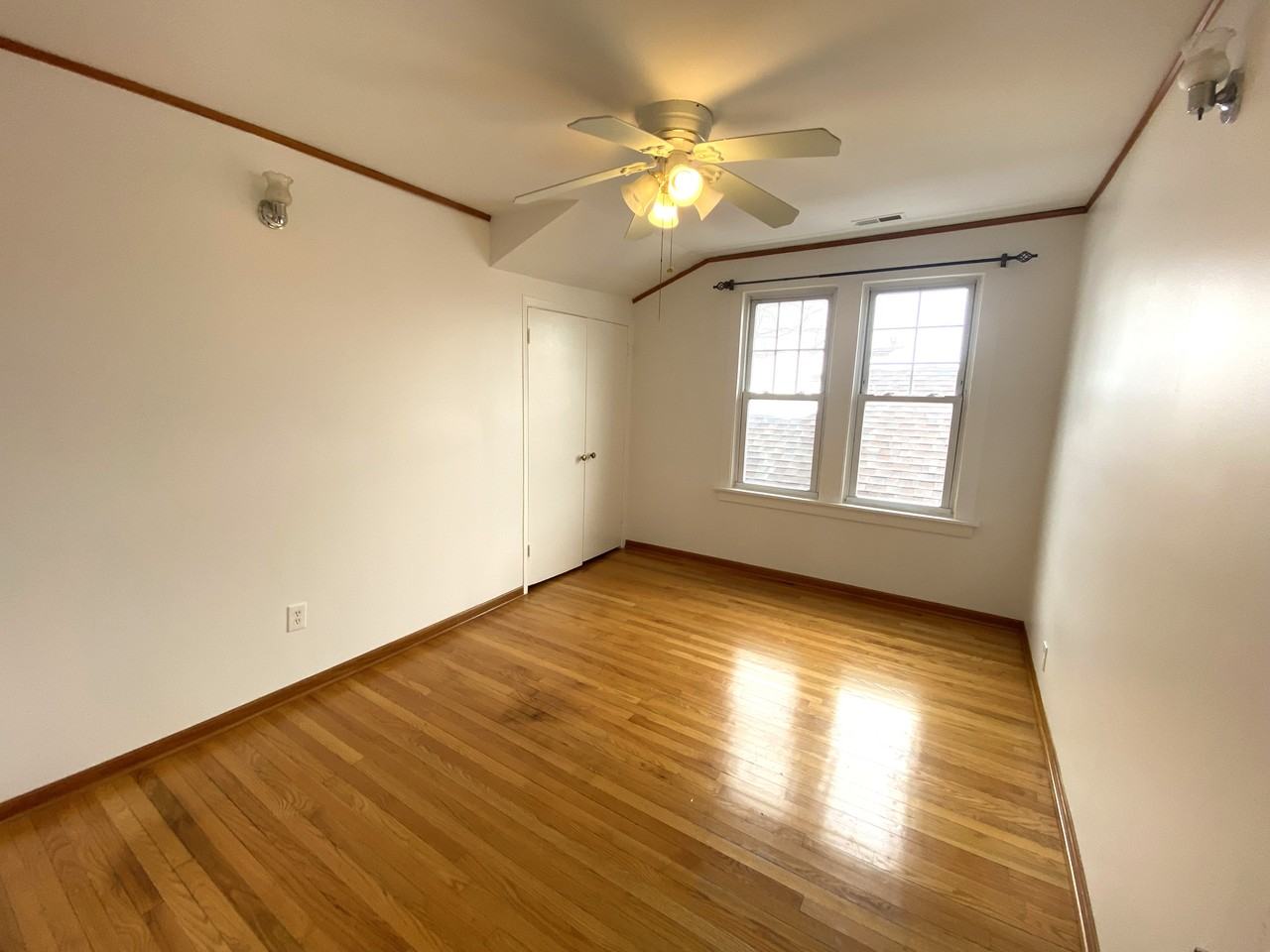 5929 North Washtenaw Avenue #2 - Photo 4 of 12