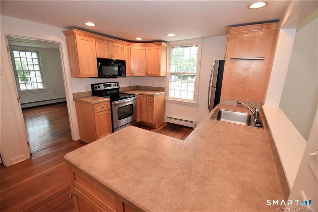 27 Boston St #2L - Photo 3 of 14