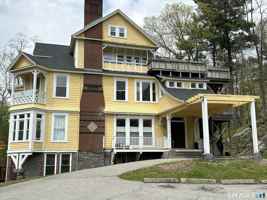 featured image of 6 Beech Dr #1