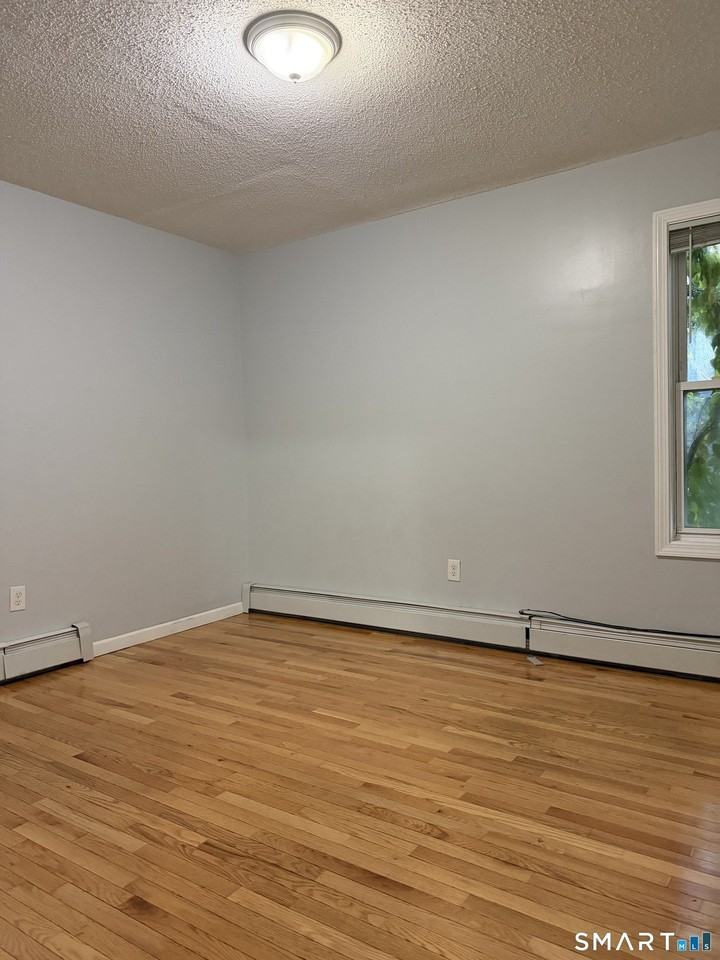 98100 Shultas Pl #98 - Photo 7 of 7