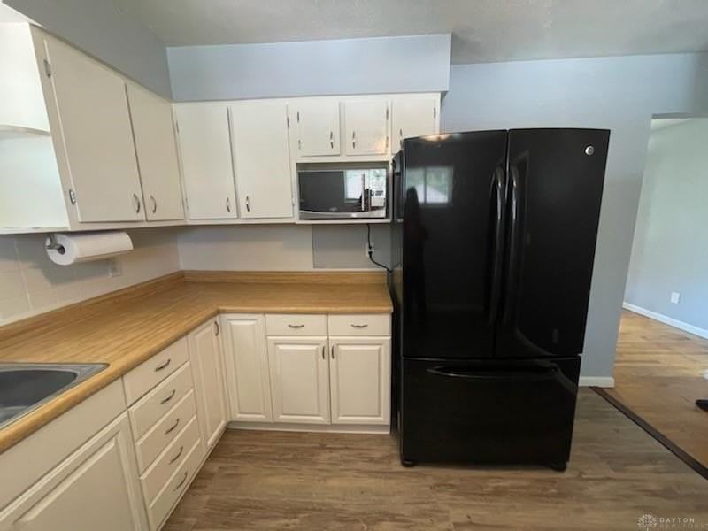 821 Princeton Ave - Photo 3 of 23