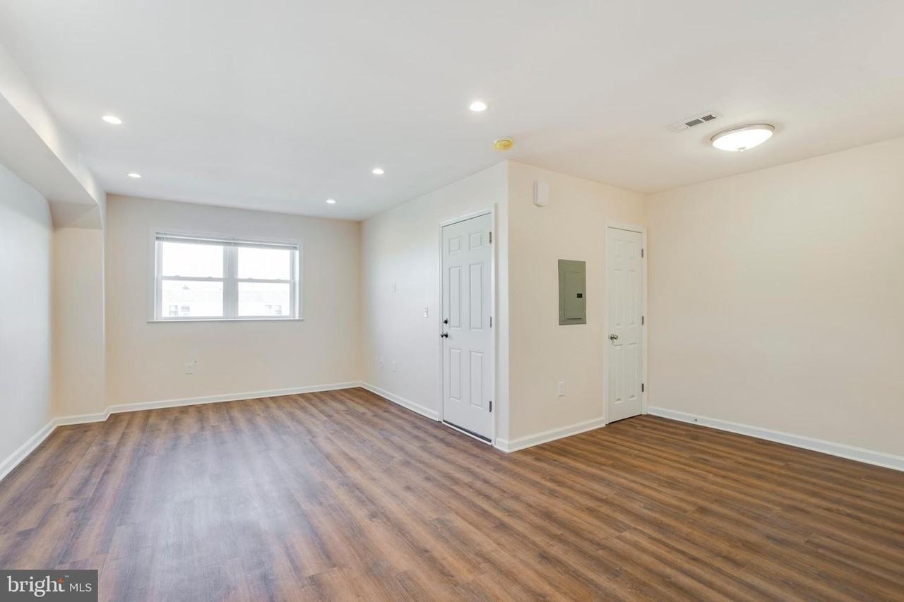 9410 Lansford St #2 - Photo 3 of 10