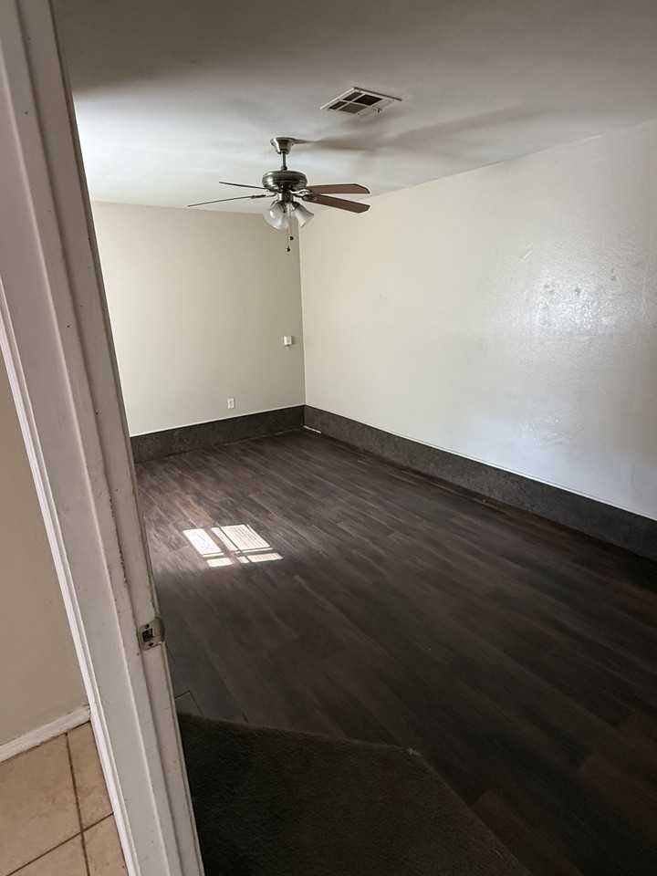 1420 Tanglewood Dr #1 - Photo 7 of 22