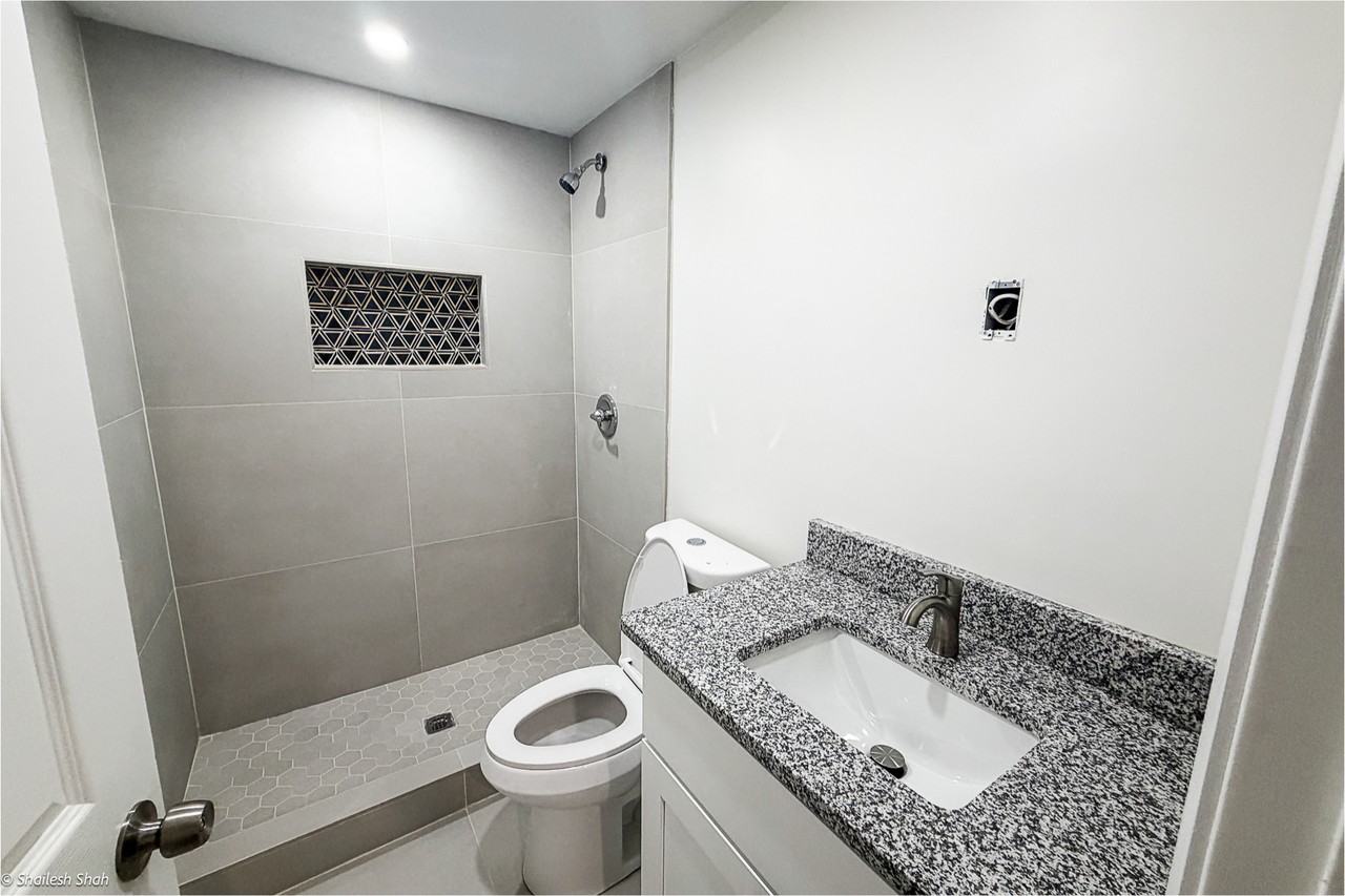 1351 Peabody Dr #1 - Photo 7 of 15
