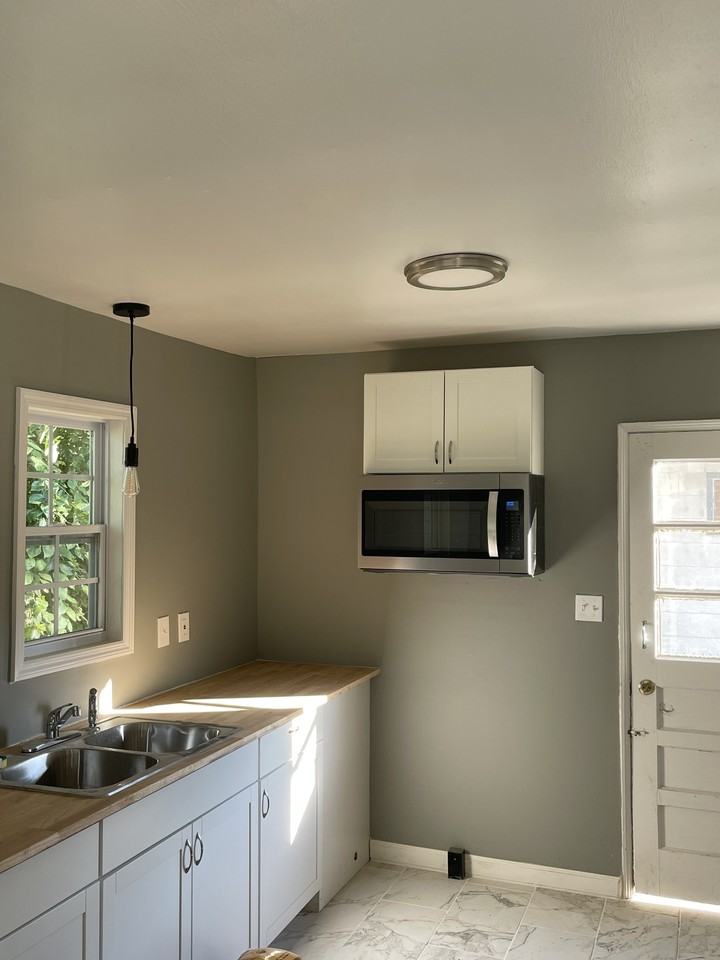 4017 6th Ave #1 - Photo 3 of 14