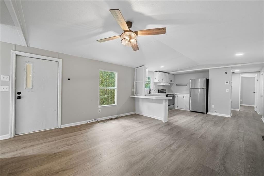 330 Hyde Rd - Photo 2 of 19