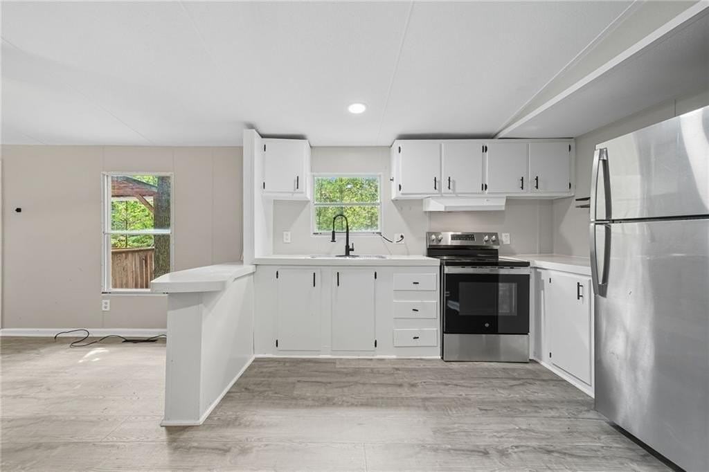 330 Hyde Rd - Photo 5 of 19