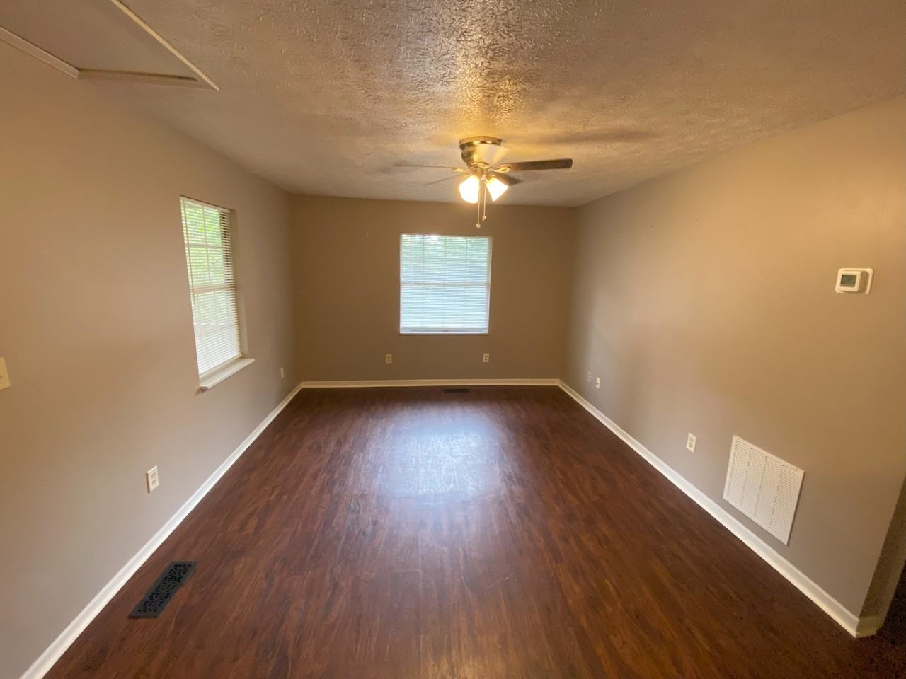 208 Waltham Pl #208 - Photo 4 of 9