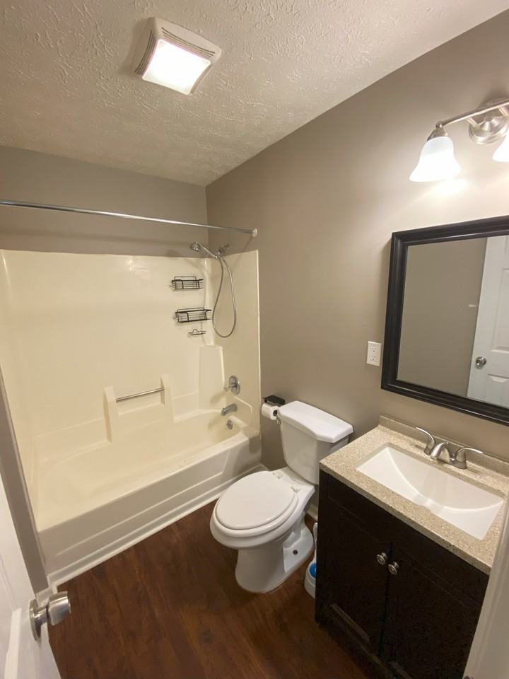 208 Waltham Pl #208 - Photo 5 of 9