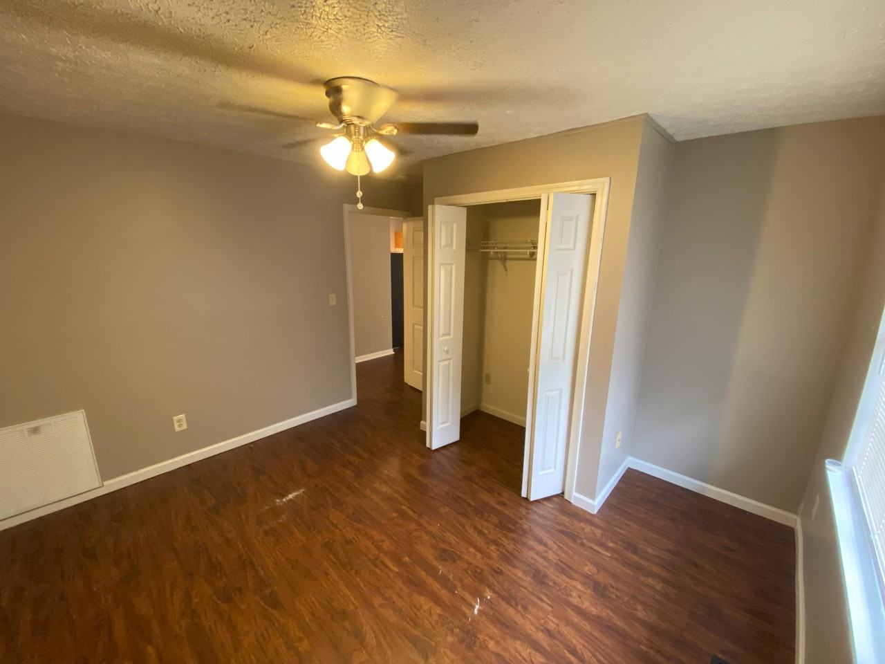 208 Waltham Pl #208 - Photo 7 of 9