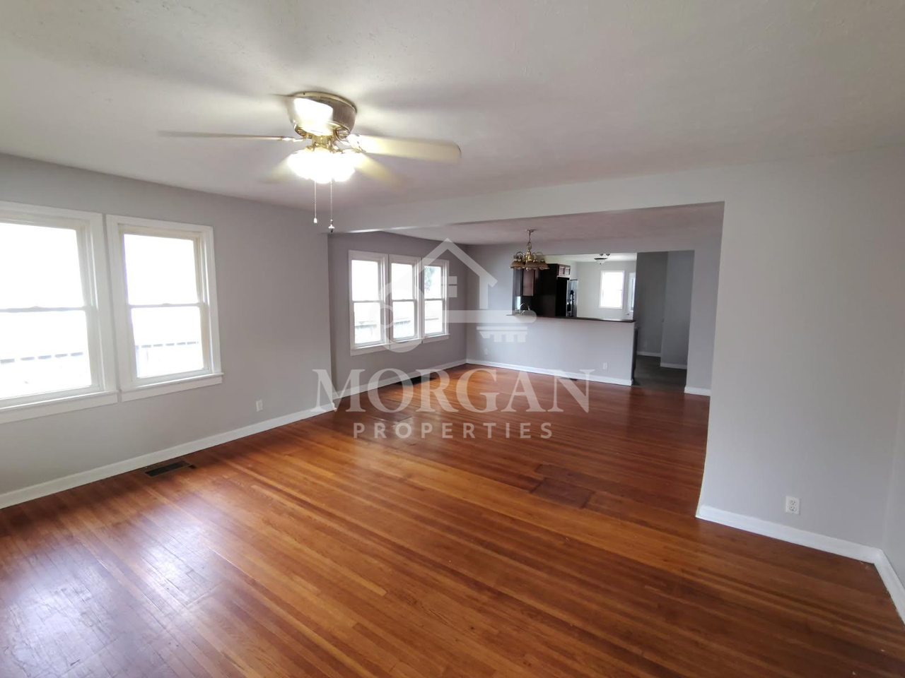 2926 George St - Photo 2 of 6