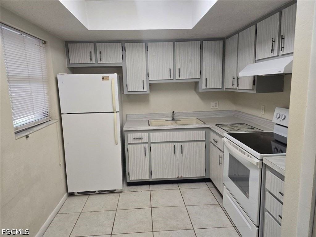 3815 Se 15th Pl #2 - Photo 6 of 21