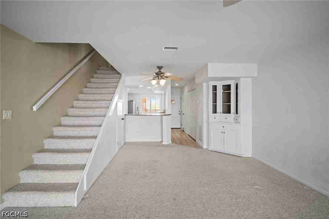 894 Buttonwood Dr #215 - Photo 7 of 35