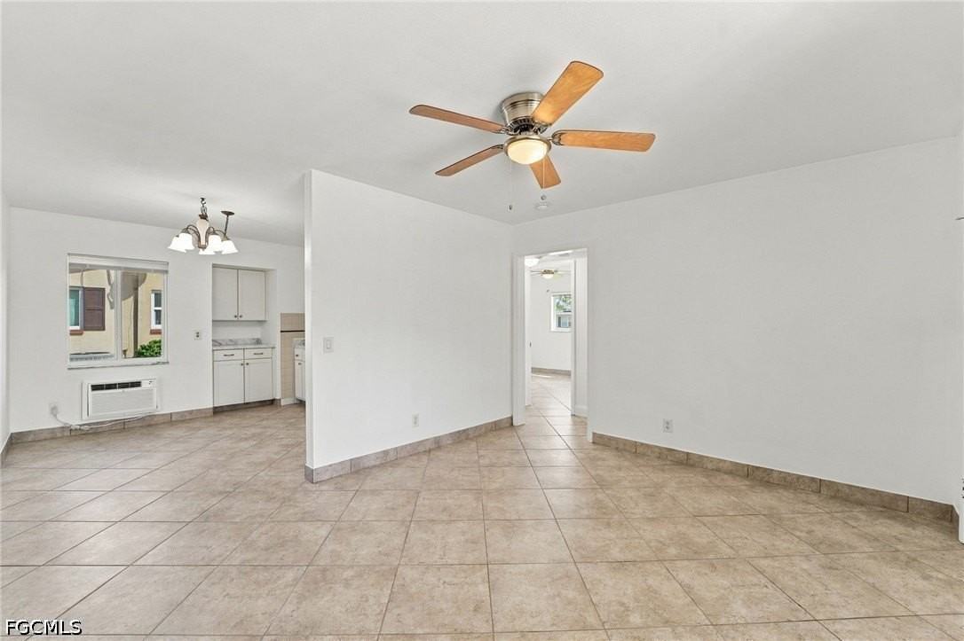 4956 Viceroy St #7 - Photo 4 of 20