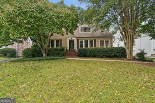 2918 N Hills Dr Ne - Photo 1 of 1
