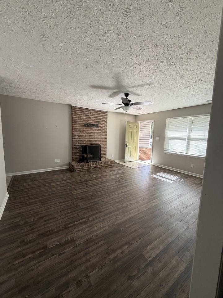 Bay West Court NEW - 150 #150 - Photo 4 of 12