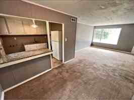 featured image of 736 Vincent Ave Ne #0
