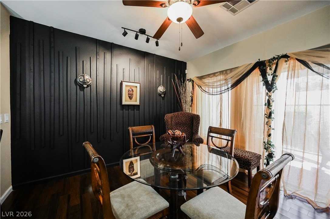 5975 Sunlight Garden Way - Photo 7 of 26