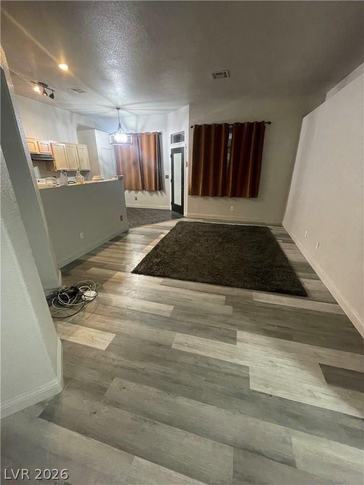 2506 Roaring Lion Ave - Photo 3 of 3