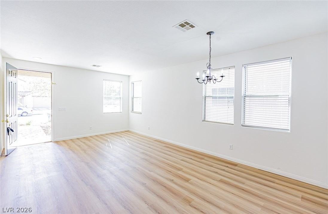 3308 Barada Heights Ave - Photo 6 of 42