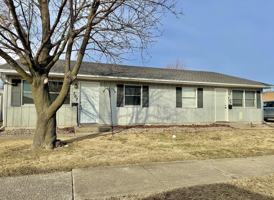 featured image of 707 Thomas St #707